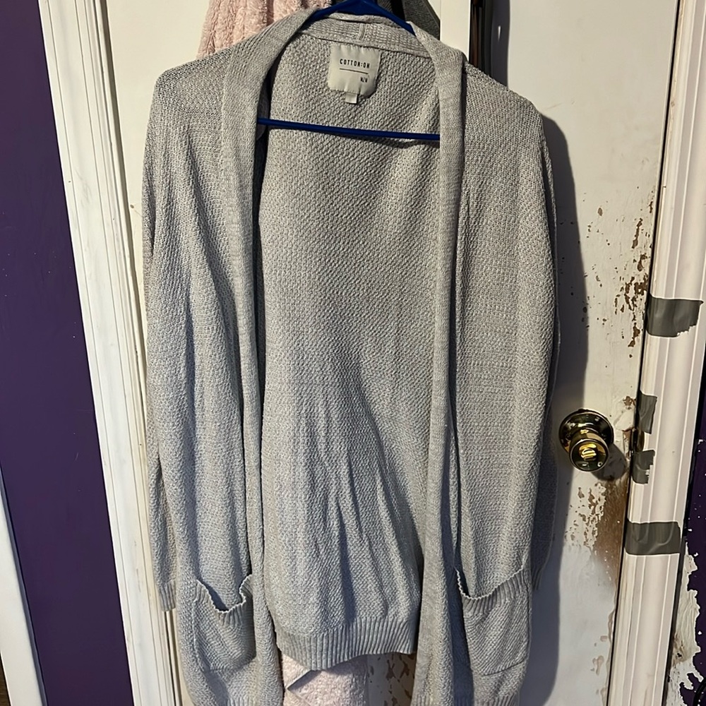 Light grey cardigan from Cotton On